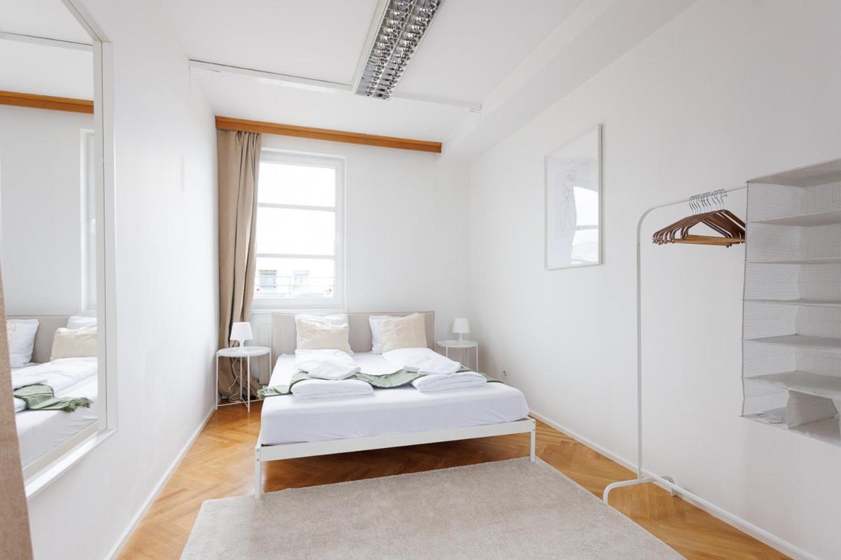 Familien- Und Gruppenparadies Platz Fuer 12 Gaeste Vienna Exterior photo