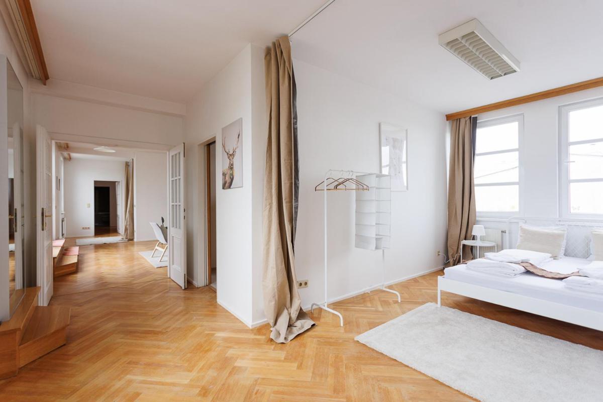 Familien- Und Gruppenparadies Platz Fuer 12 Gaeste Vienna Exterior photo